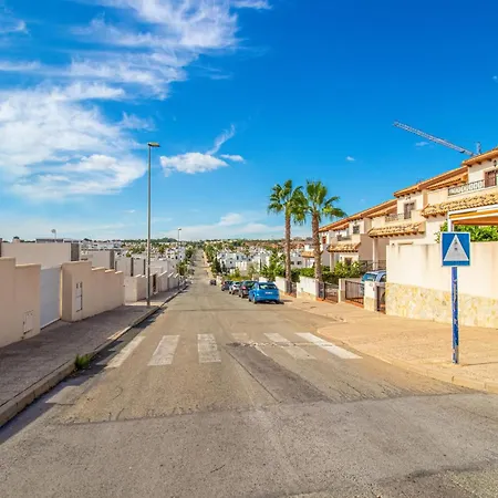 Holiday home 2 Bedroom Awesome In Orihuela Costa