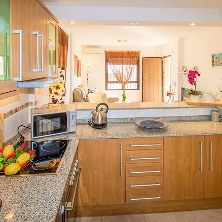 2 Bedroom Awesome In Orihuela Costa *